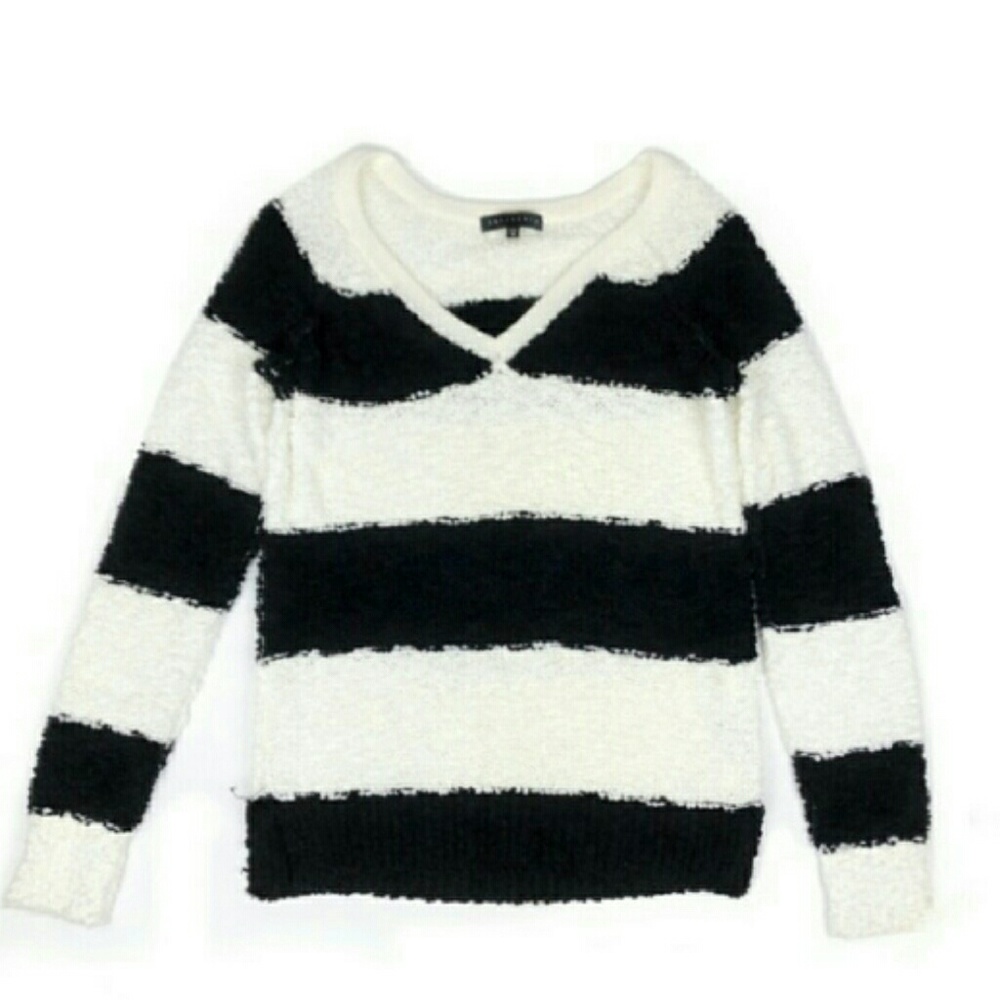 Sanctuary  black and white chenille sweater